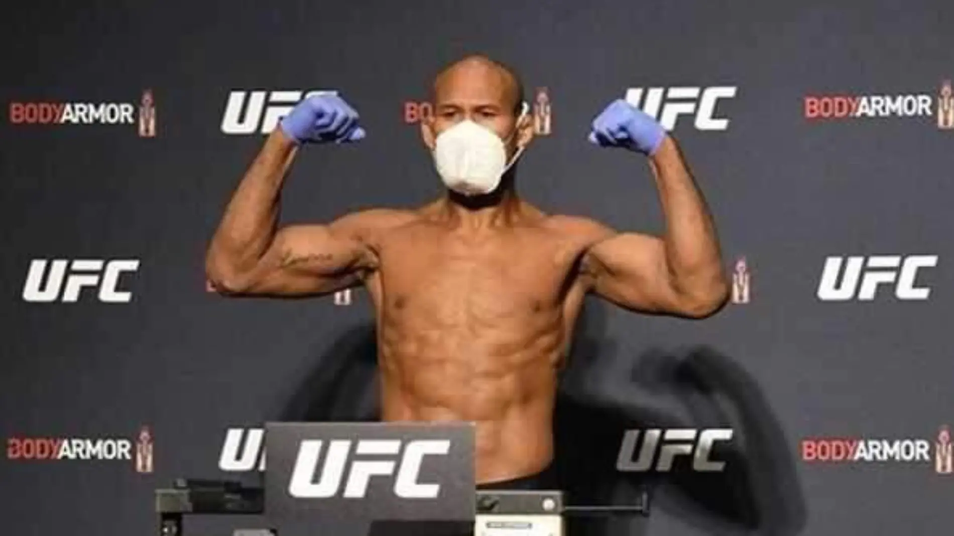 Luchador UFC Ronaldo Jacare Souza 